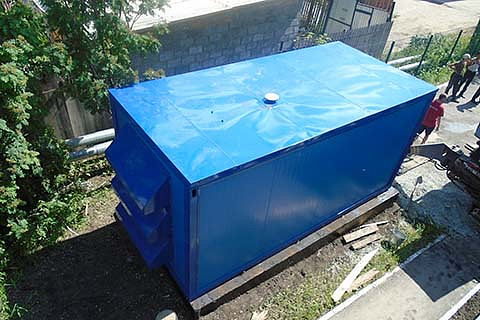 ДГУ мощностью 400 кВт в контейнере установлена на выполненный фундамент (вид сверху)